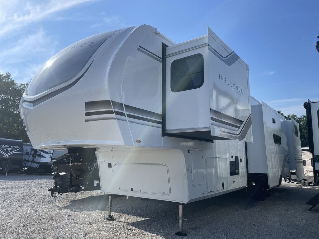 2026 Influence 3704BH by Grand Design from Blue Compass RV Cincinnati in Cincinnati, Ohio