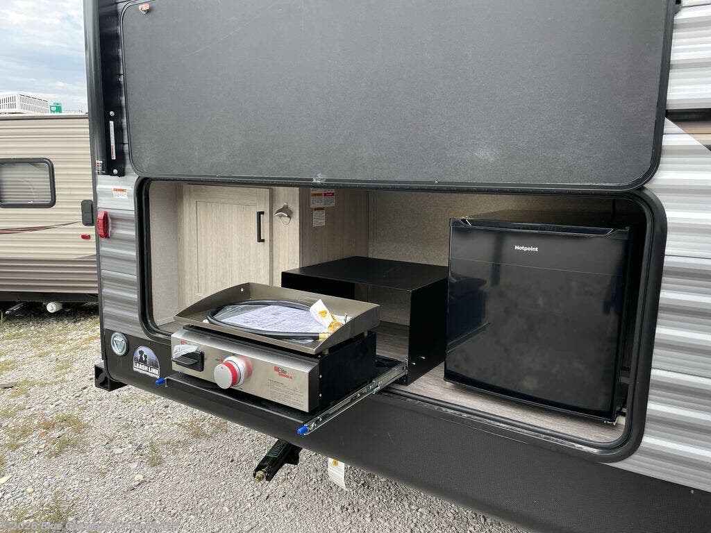 New 2026 Forest River Aurora 29TQS available in Cincinnati, Ohio