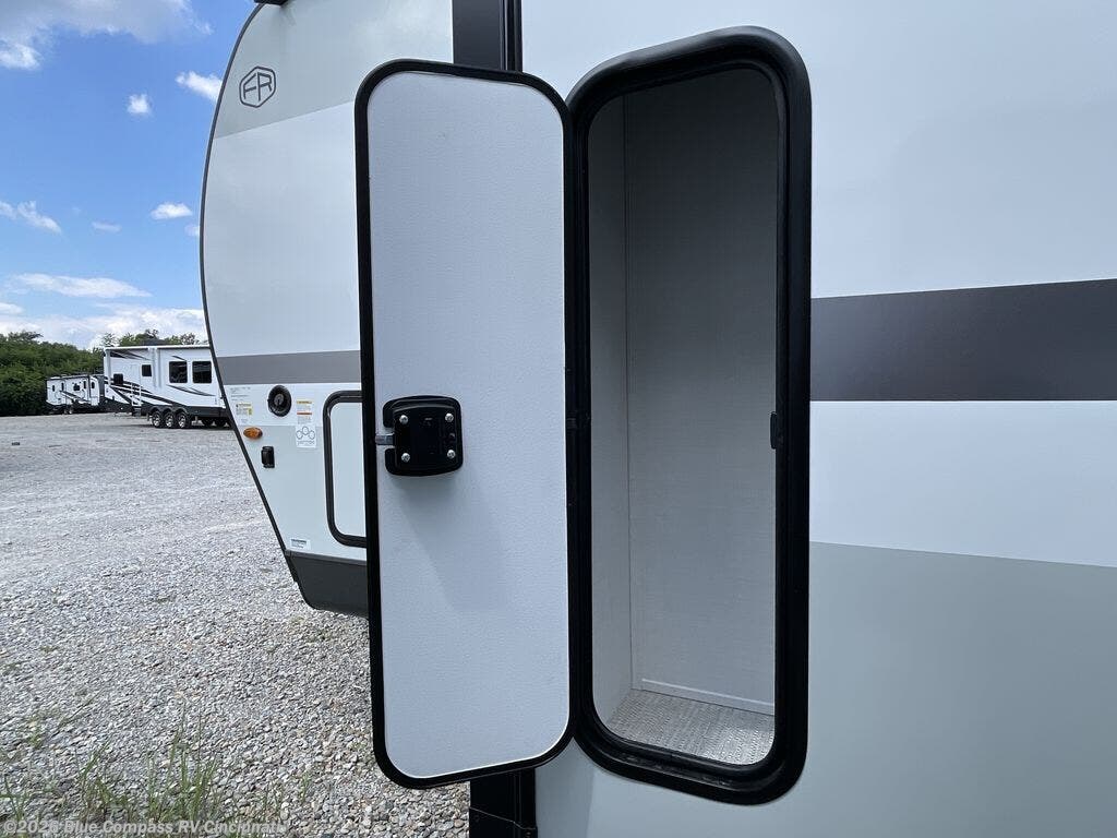 New 2026 Forest River Flagstaff Micro Lite 25BRDS available in Cincinnati, Ohio