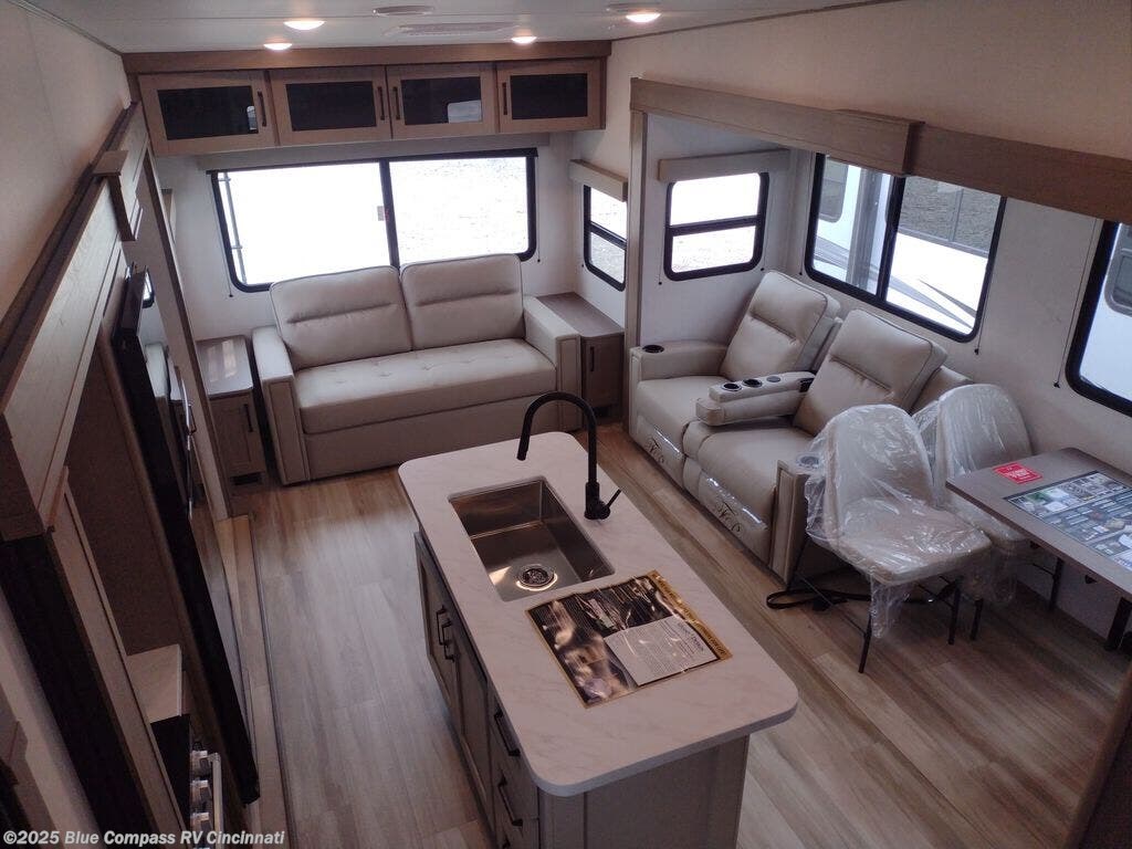 2025 Reflection 100 Series 28RL by Grand Design from Blue Compass RV Cincinnati in Cincinnati, Ohio