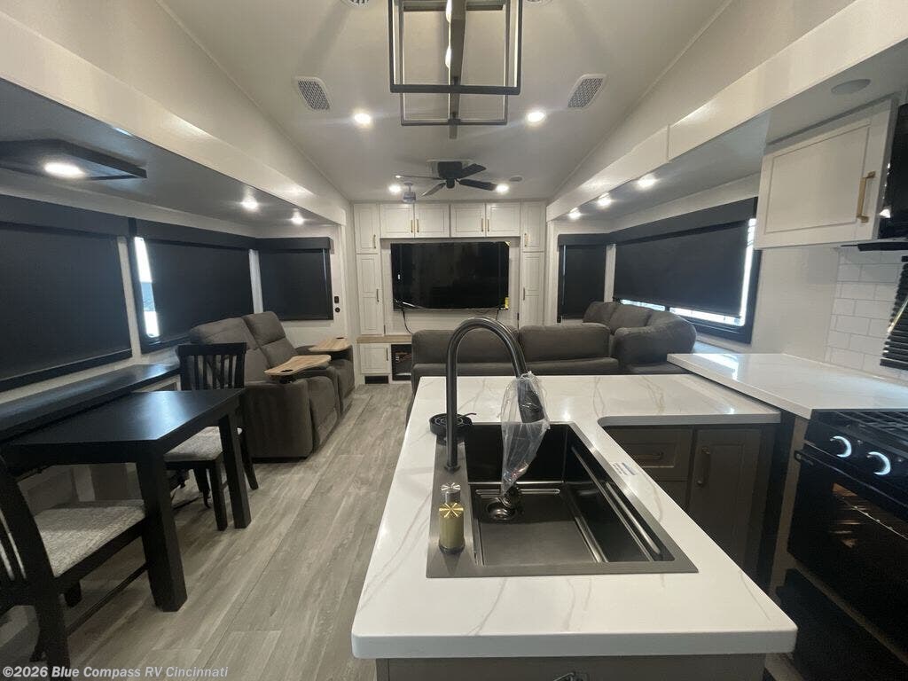 New 2026 Jayco Eagle 335LSTS available in Cincinnati, Ohio