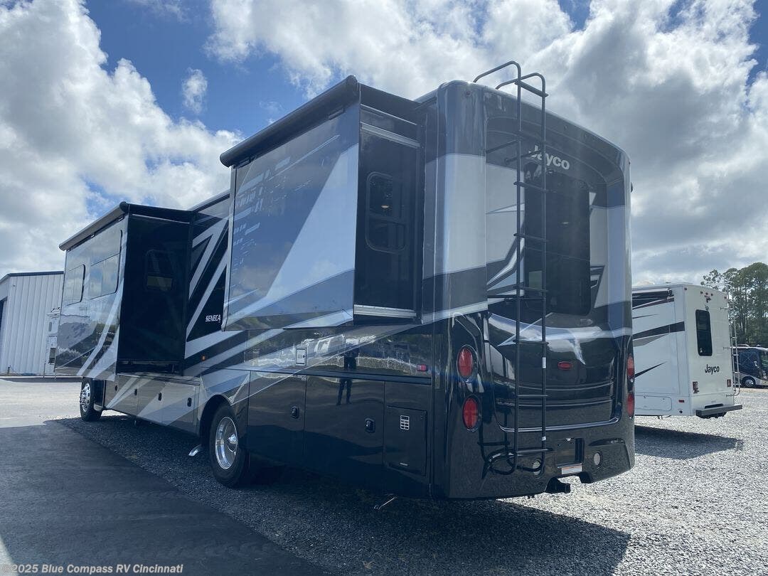 New 2026 Jayco Seneca 37M available in Cincinnati, Ohio