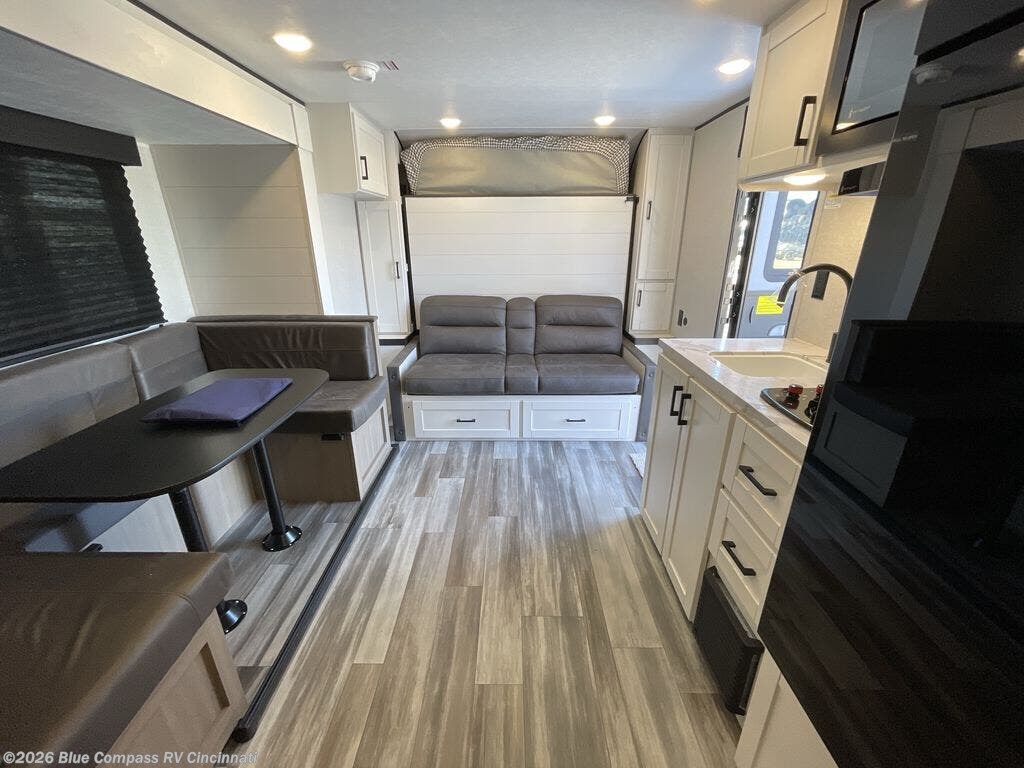 New 2026 Jayco Jay Flight SLX 197MB available in Cincinnati, Ohio