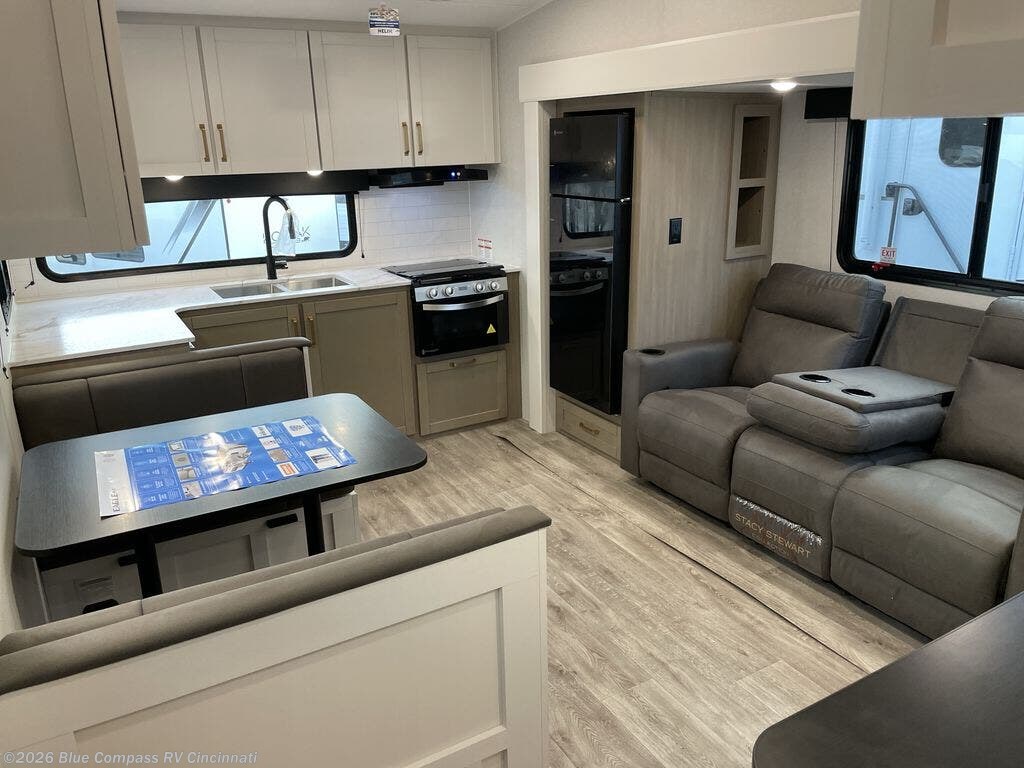 New 2026 Jayco Eagle SLE 24MLE available in Cincinnati, Ohio