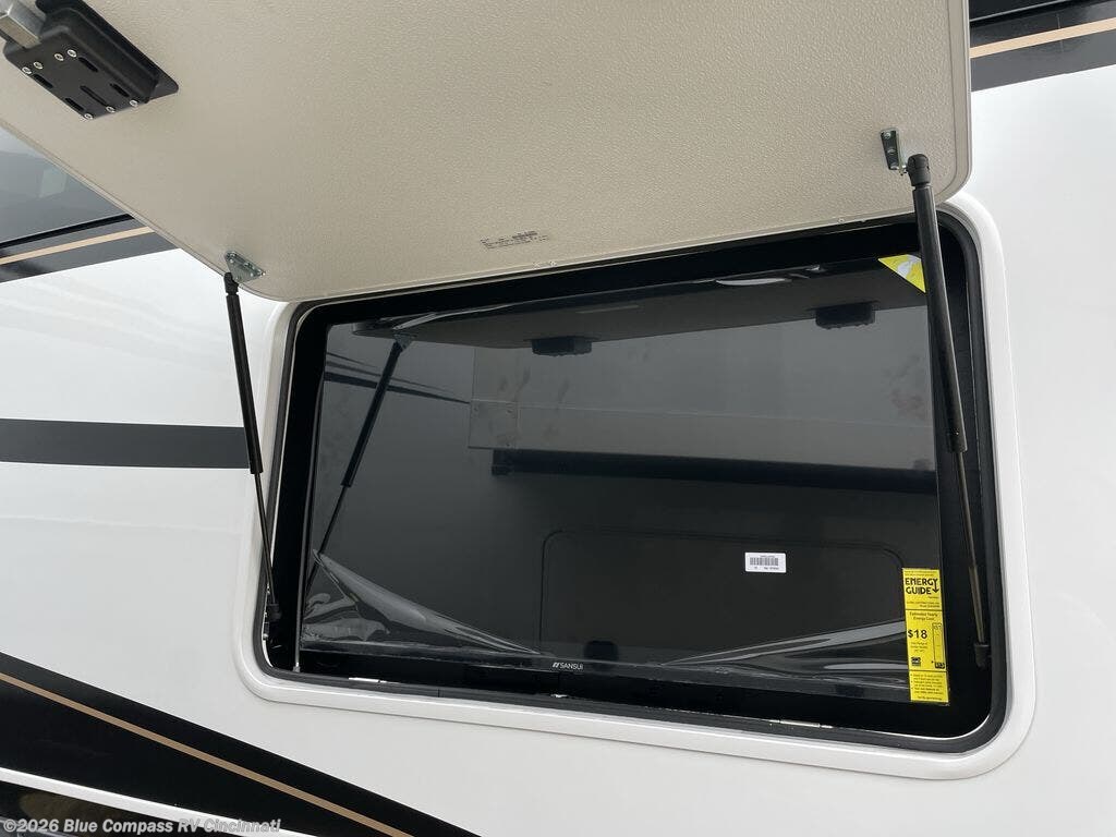 New 2026 Jayco Pinnacle 38FBRK available in Cincinnati, Ohio