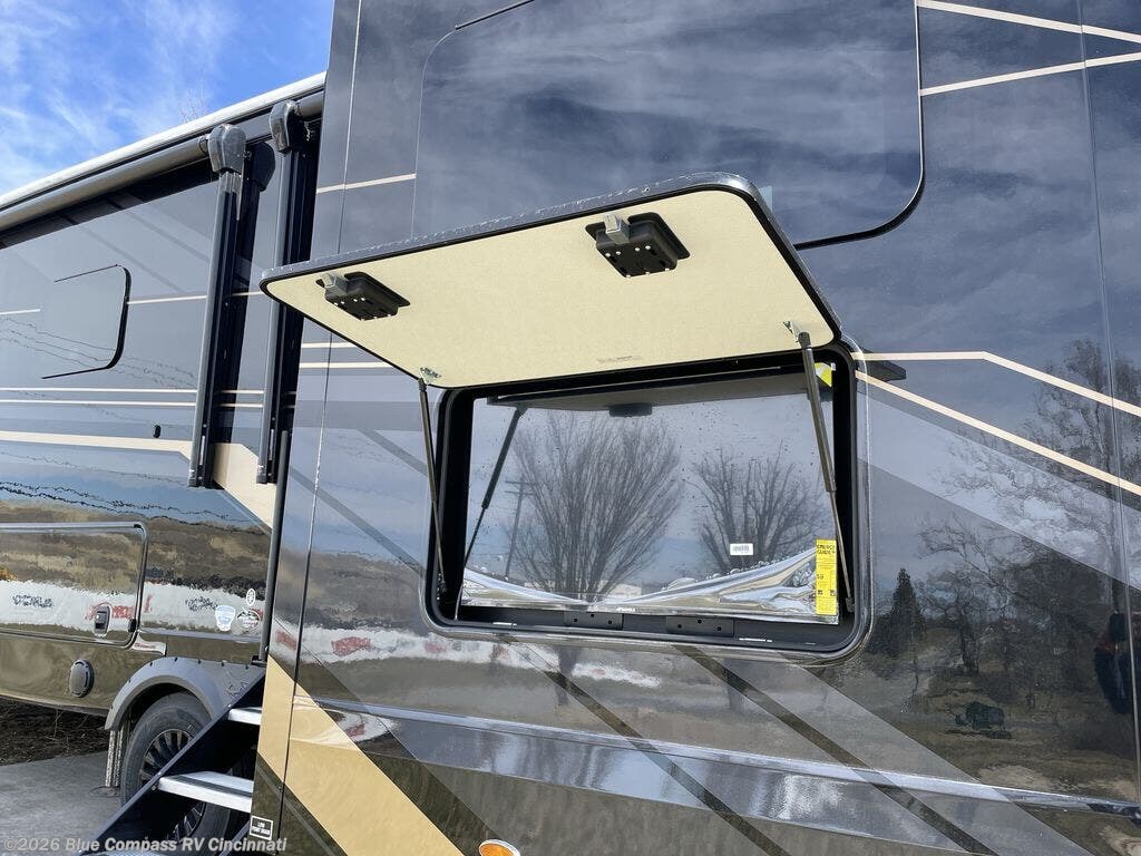 New 2026 Jayco Pinnacle 39FLOK available in Cincinnati, Ohio