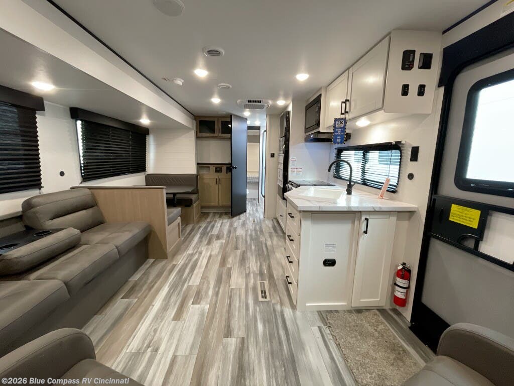 New 2026 Jayco Jay Flight SLX 262RLS available in Cincinnati, Ohio