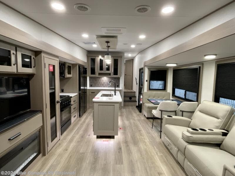 2026 Reflection 337RLS by Grand Design from Blue Compass RV Cincinnati in Cincinnati, Ohio