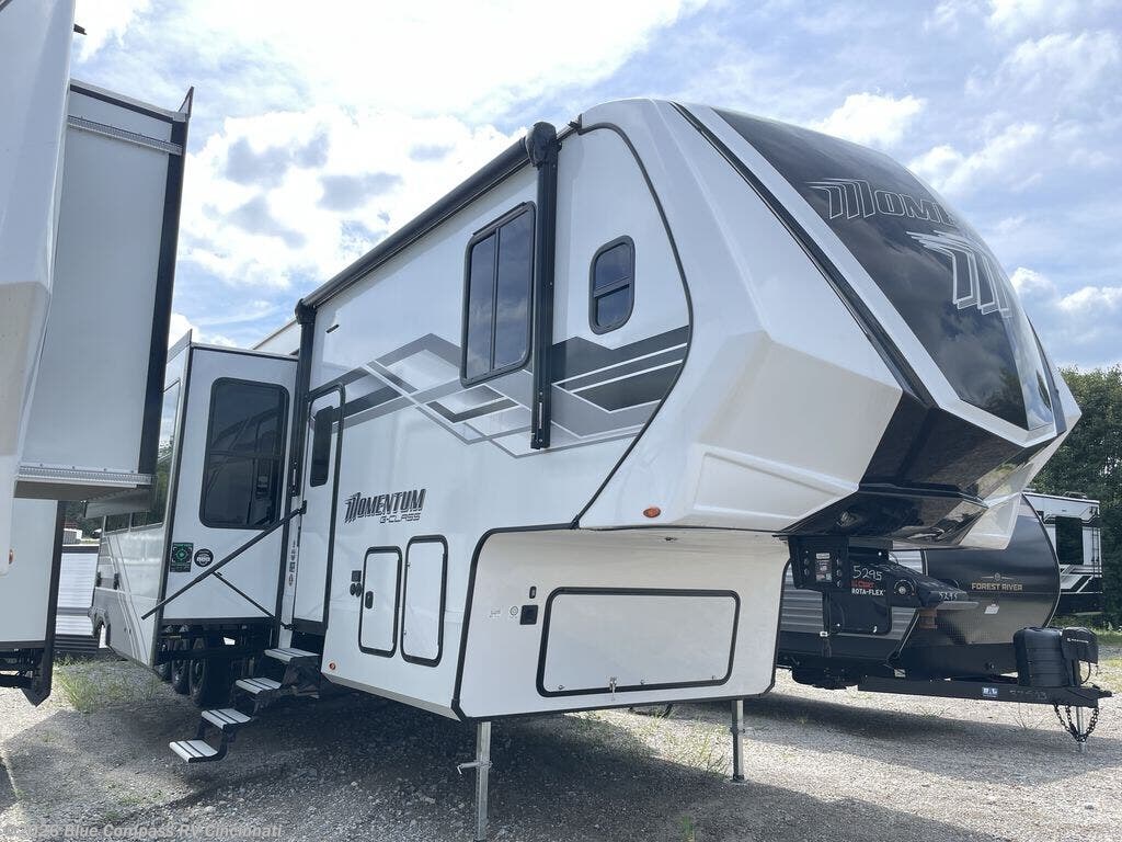 2026 Momentum G-Class 394G by Grand Design from Blue Compass RV Cincinnati in Cincinnati, Ohio