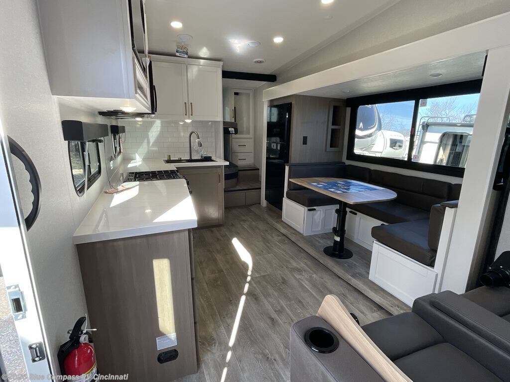 New 2026 Jayco Eagle HT 29DDB available in Cincinnati, Ohio