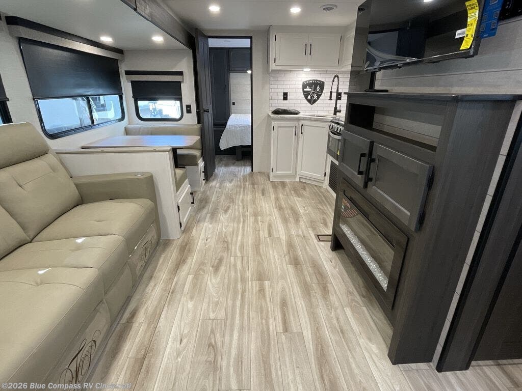 New 2026 Venture RV Stratus SR261VRB available in Cincinnati, Ohio