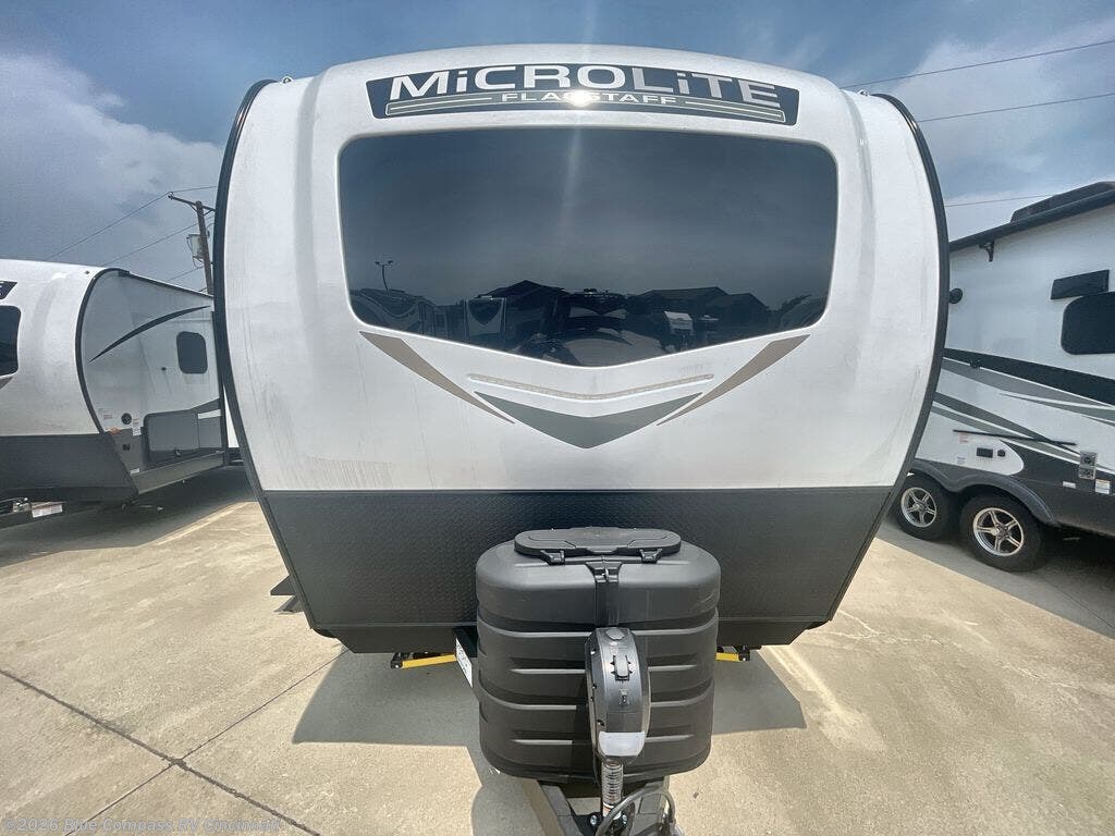 2026 Flagstaff Micro Lite 25SRK by Forest River from Blue Compass RV Cincinnati in Cincinnati, Ohio