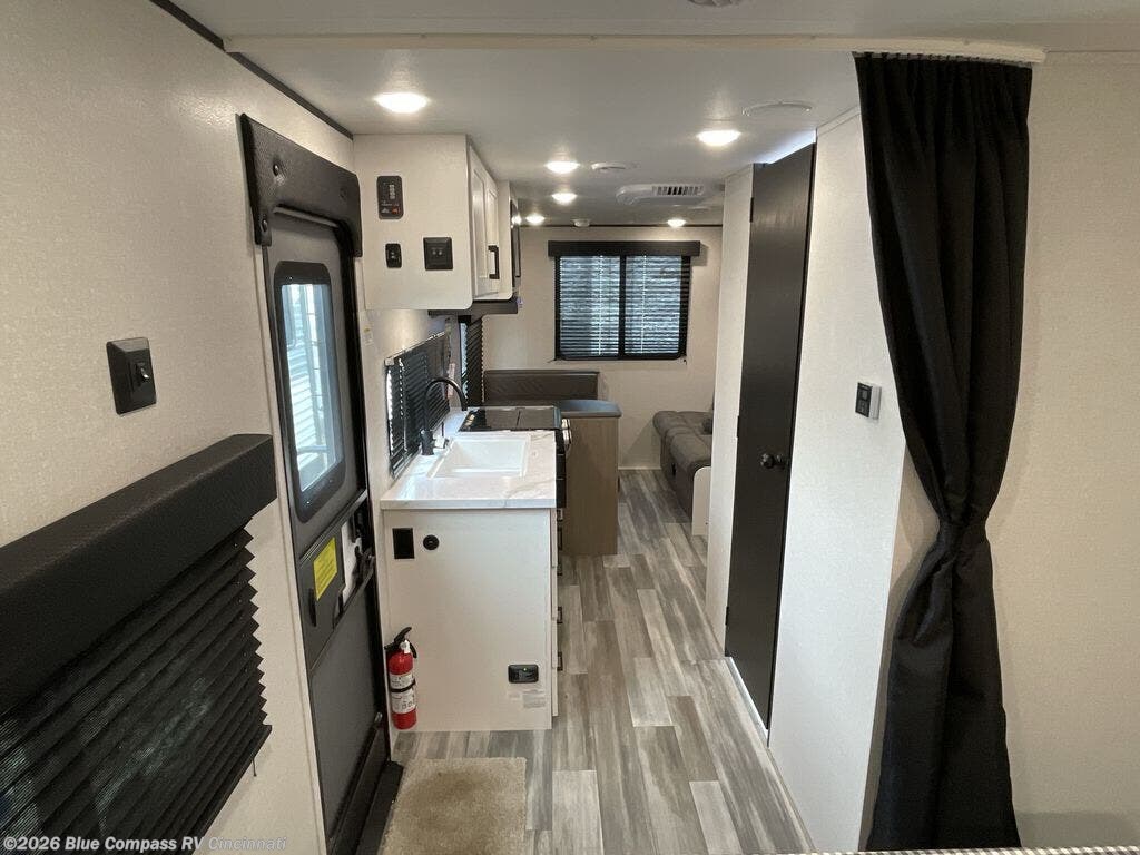 New 2026 Jayco Jay Flight SLX 210QB available in Cincinnati, Ohio