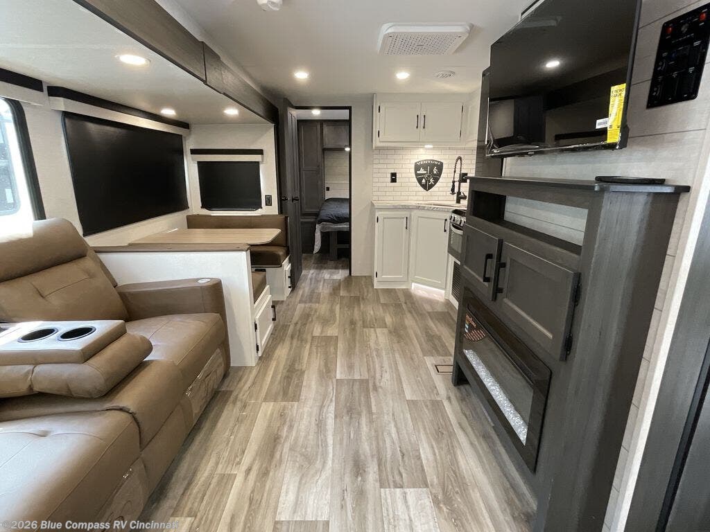 New 2026 Venture RV Stratus SR261VRB available in Cincinnati, Ohio