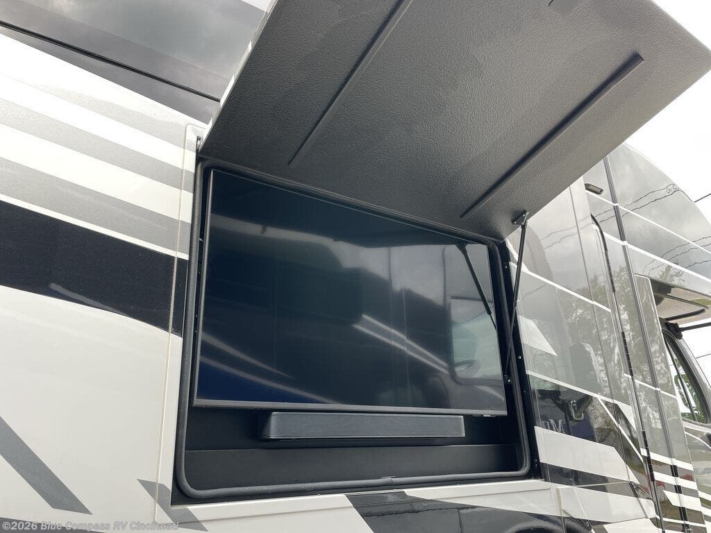 2026 Seneca Prestige 37L by Jayco from Blue Compass RV Cincinnati in Cincinnati, Ohio