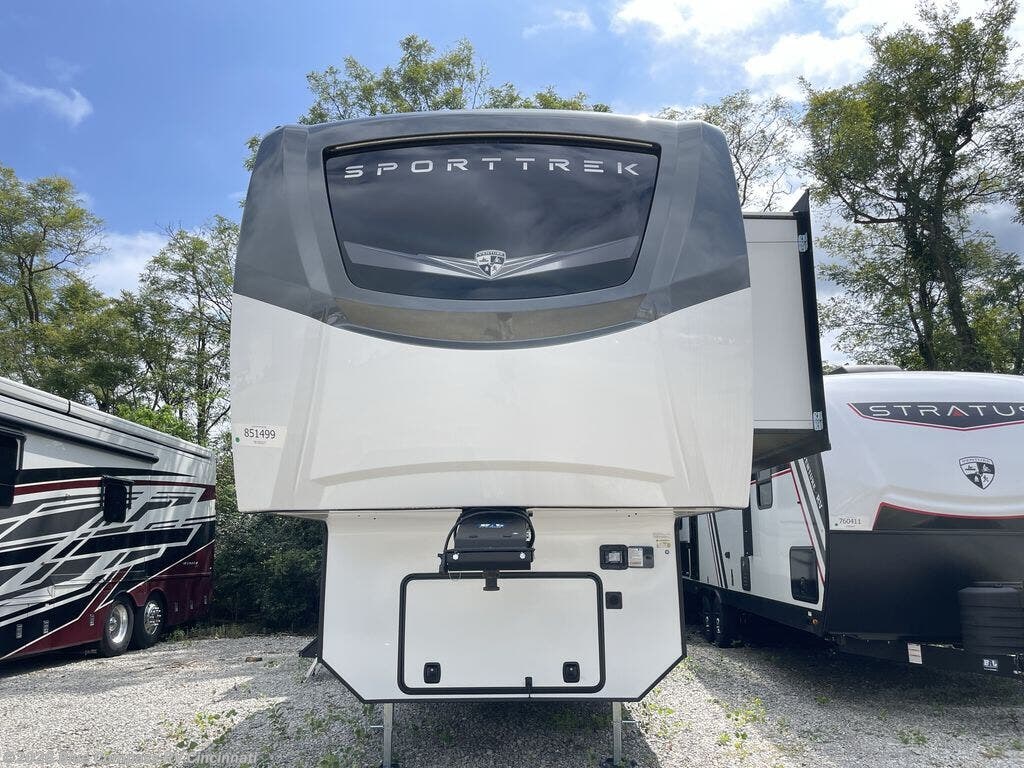 New 2026 Venture RV SportTrek Touring Edition STTF353VRK available in Cincinnati, Ohio