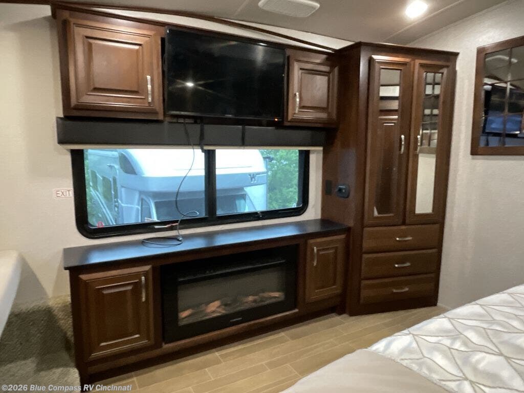 Pinnacle Rv Front Compartment 2019 Jayco Pinnacle 36SSWS RV for Sale in Cincinnati, OH 45251 ...
