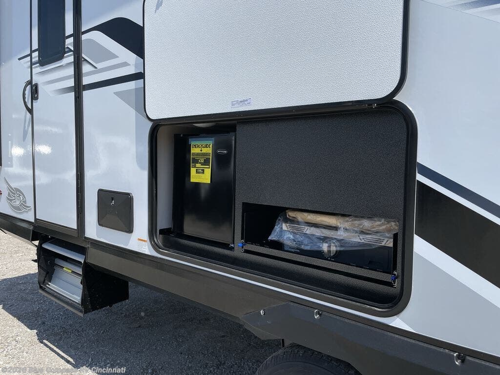 2026 Jay Feather 29BHB by Jayco from Blue Compass RV Cincinnati in Cincinnati, Ohio