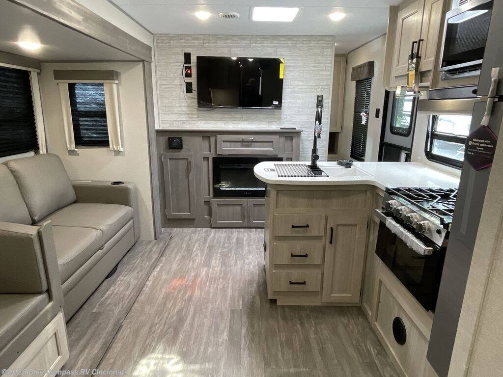 New 2026 Forest River Aurora 33DBDS available in Cincinnati, Ohio