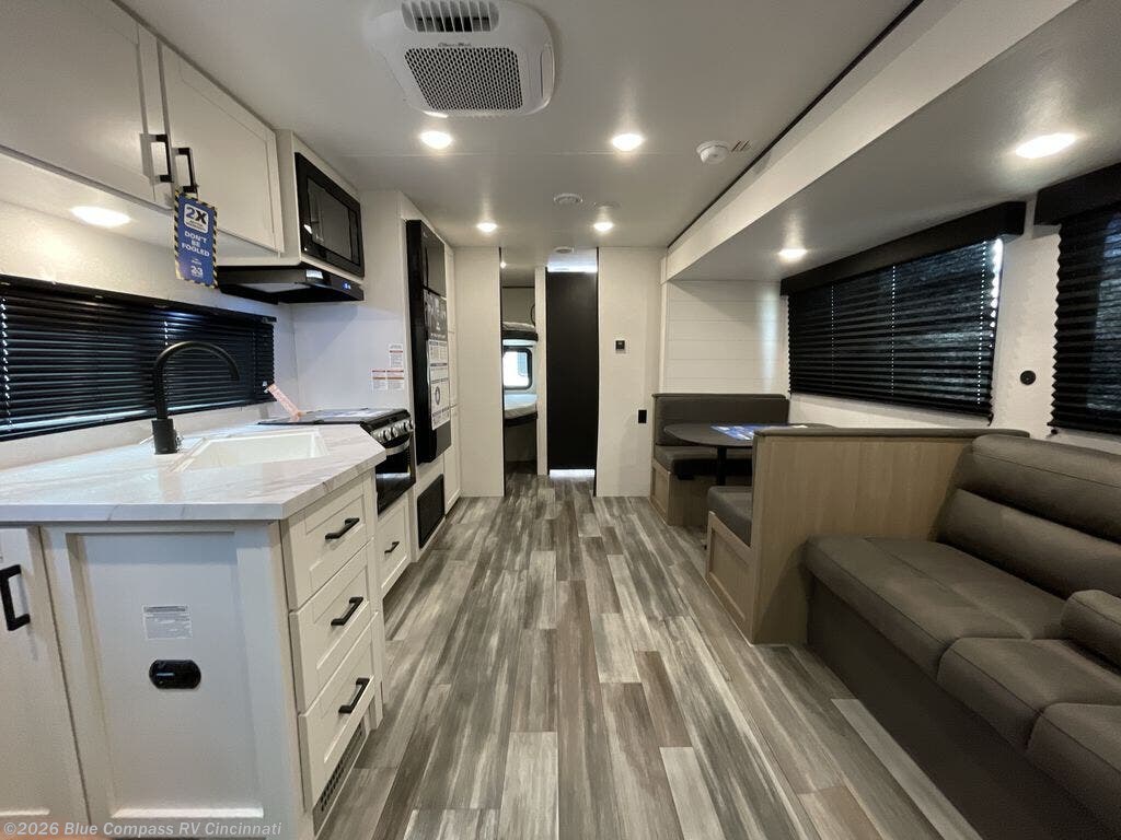 New 2026 Jayco Jay Flight SLX 261BHS available in Cincinnati, Ohio