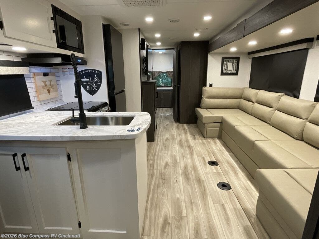 New 2026 Venture RV Stratus SR291VQB available in Cincinnati, Ohio