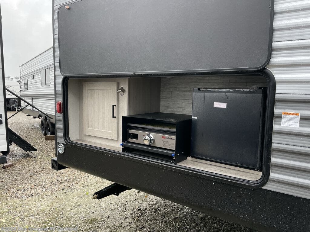 2026 Aurora Light 26BHS by Forest River from Blue Compass RV Cincinnati in Cincinnati, Ohio