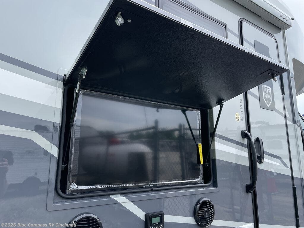 2027 Lineage Series M 25FW by Grand Design from Blue Compass RV Cincinnati in Cincinnati, Ohio