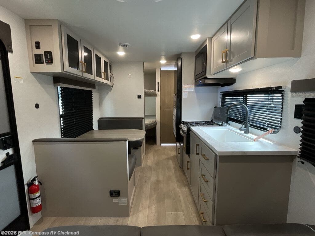 New 2027 Jayco Jay Flight SLX 260BH available in Cincinnati, Ohio