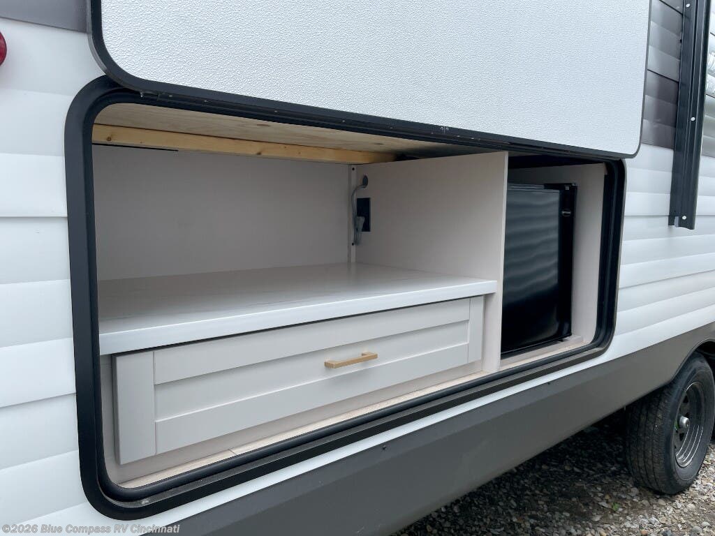 2027 Jay Flight SLX 261BHS by Jayco from Blue Compass RV Cincinnati in Cincinnati, Ohio