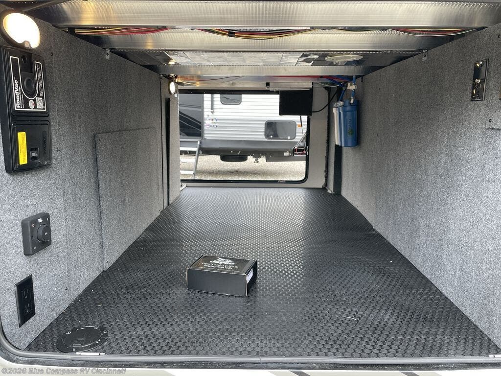 2027 Pinnacle 38FBRK by Jayco from Blue Compass RV Cincinnati in Cincinnati, Ohio
