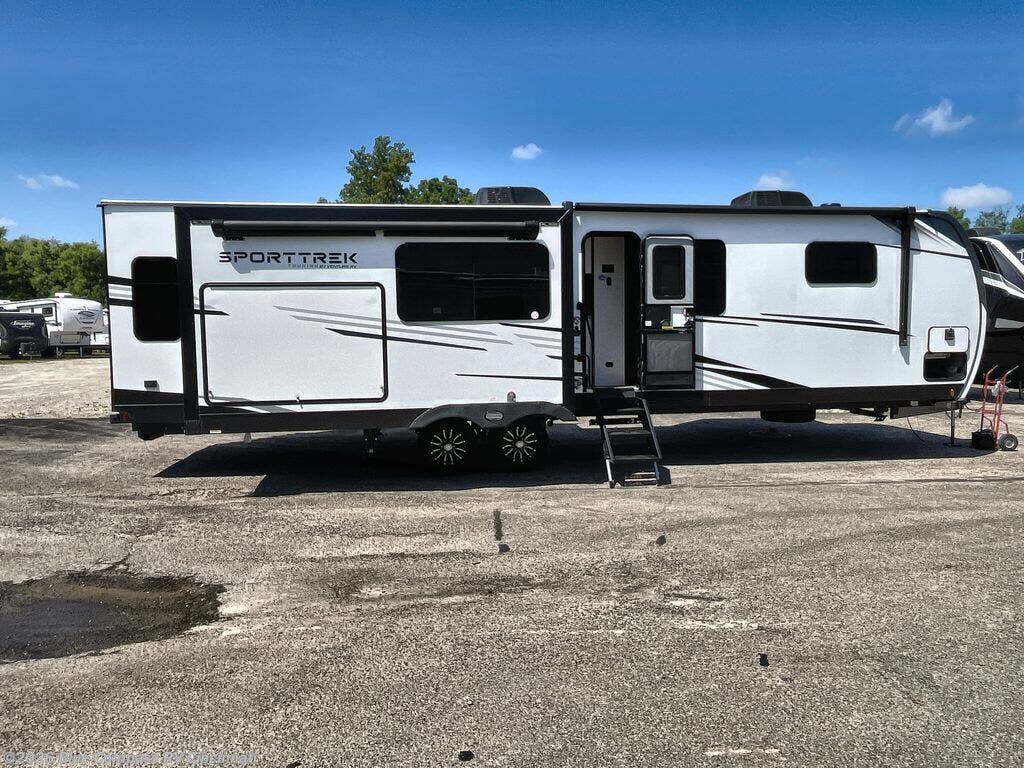 New 2026 Venture RV SportTrek Touring Edition STT343VIK available in Cincinnati, Ohio