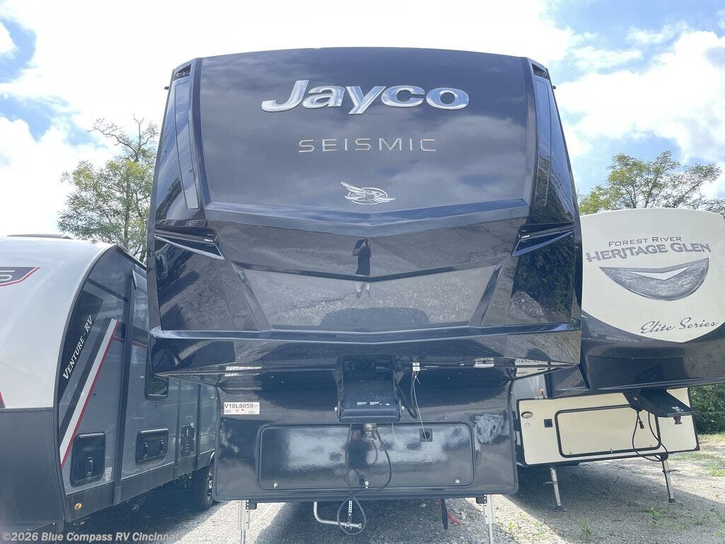 New 2027 Jayco Seismic 395 available in Cincinnati, Ohio