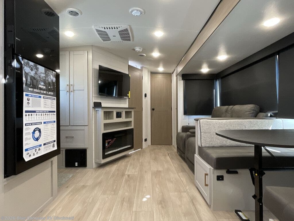 New 2027 Jayco Jay Feather 26FK available in Cincinnati, Ohio