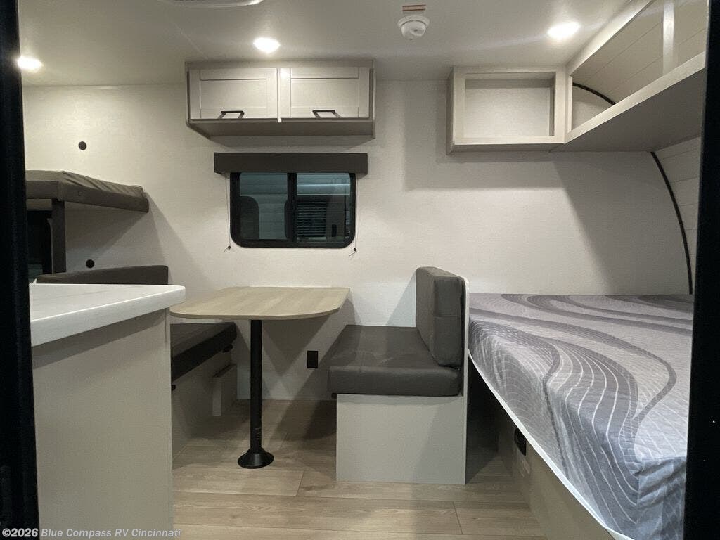 New 2027 Jayco Jay Flight 170BH available in Cincinnati, Ohio