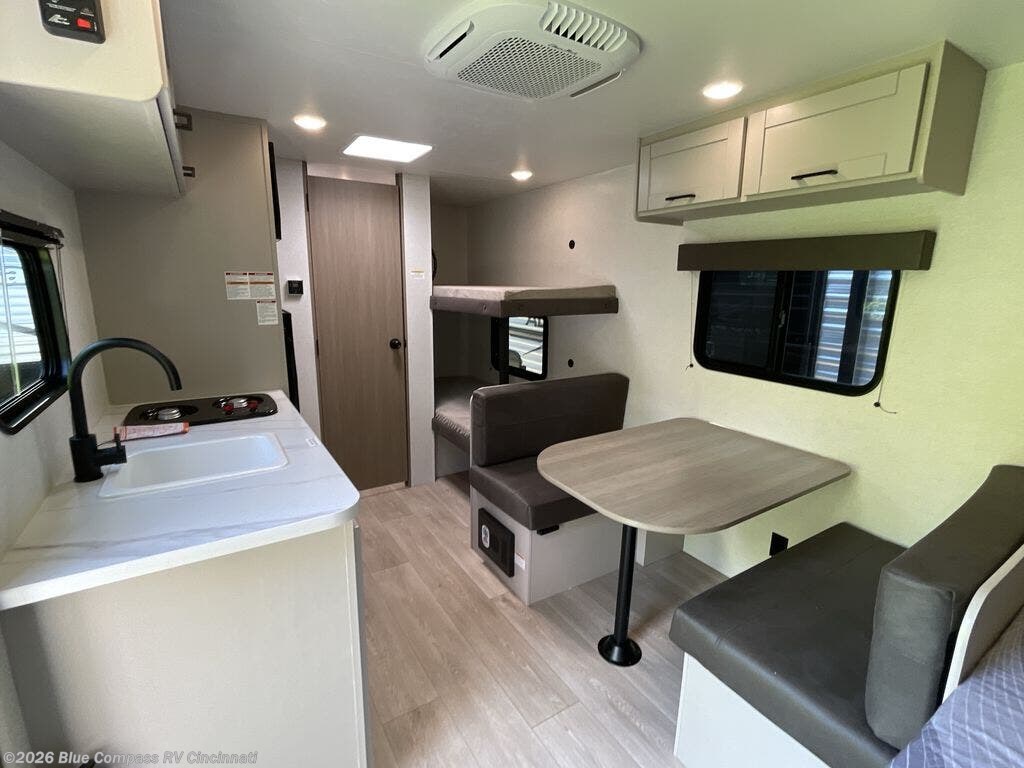 New 2027 Jayco Jay Flight 170BH available in Cincinnati, Ohio