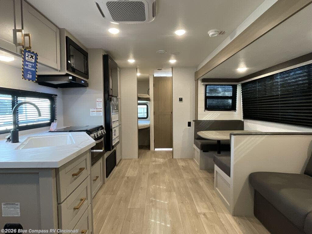 New 2027 Jayco Jay Flight 261BHS available in Cincinnati, Ohio