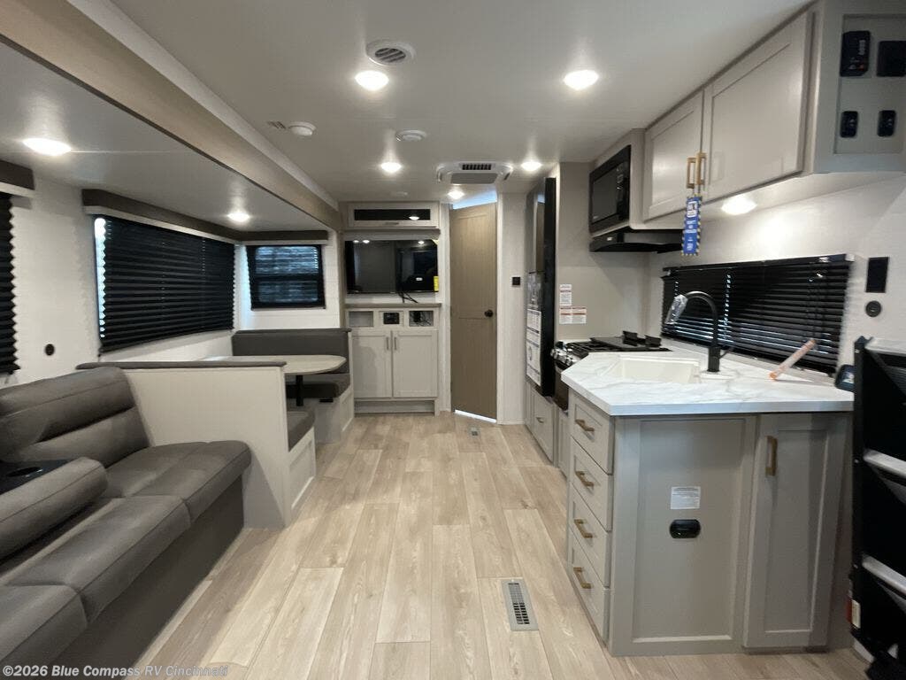 New 2027 Jayco Jay Flight 262RLS available in Cincinnati, Ohio