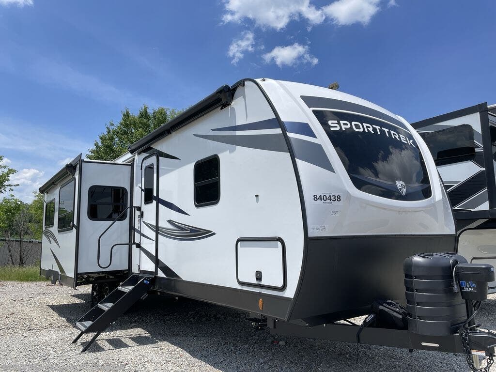 2027 SportTrek ST327VIK by Venture RV from Blue Compass RV Cincinnati in Cincinnati, Ohio