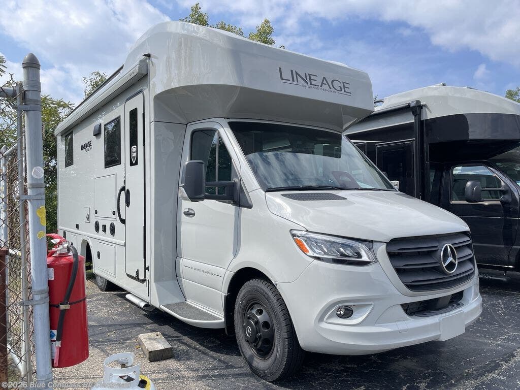 2027 Lineage Series M 25FW by Grand Design from Blue Compass RV Cincinnati in Cincinnati, Ohio