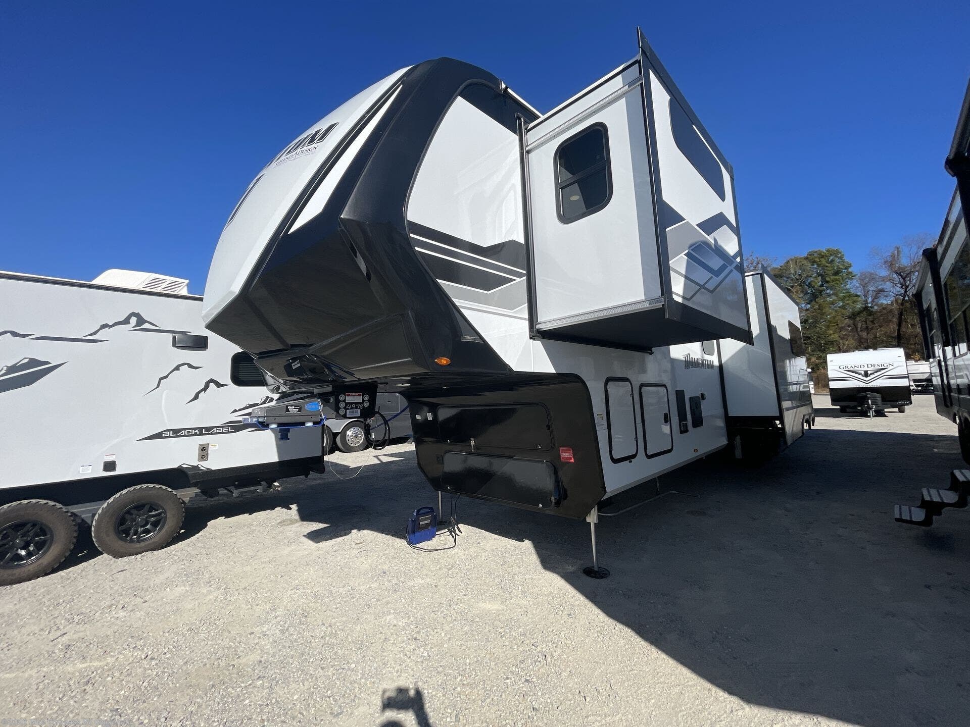 New 2027 Grand Design Momentum 395MT available in Cincinnati, Ohio