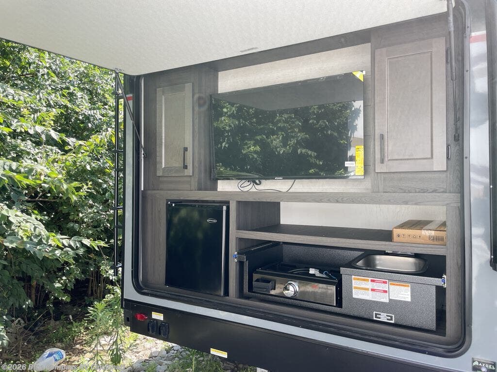 2027 Stratus SR261VRB by Venture RV from Blue Compass RV Cincinnati in Cincinnati, Ohio