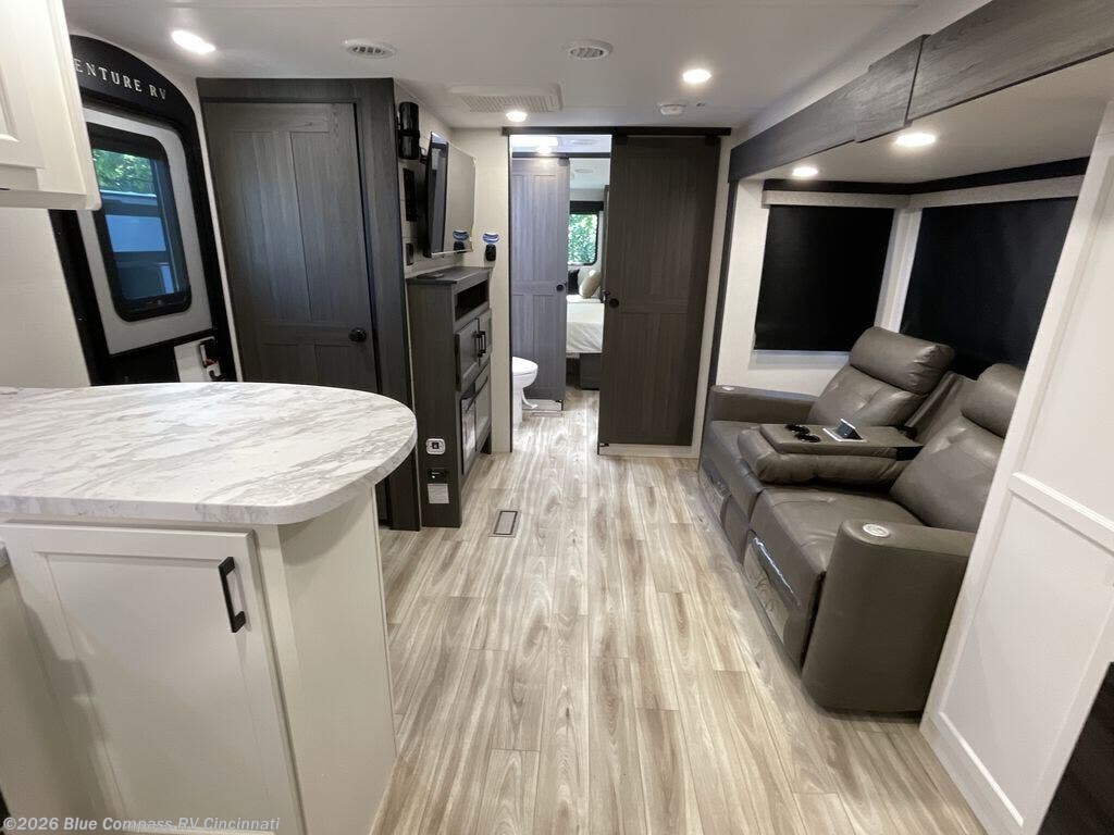 New 2027 Venture RV Stratus SR262VFK available in Cincinnati, Ohio
