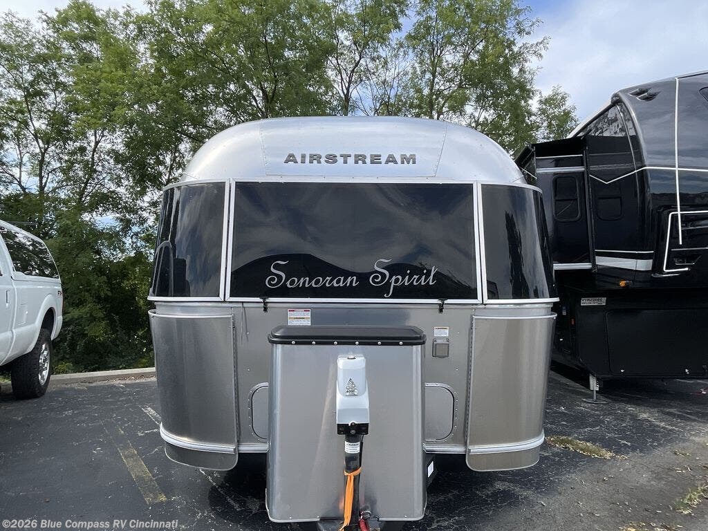 Used 2019 Airstream Flying Cloud 25FB available in Cincinnati, Ohio