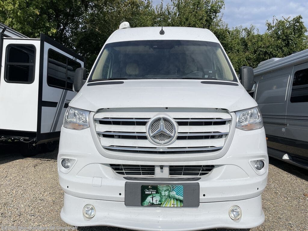 2021 Weekender MD2-Lounge by Midwest from Blue Compass RV Cincinnati in Cincinnati, Ohio