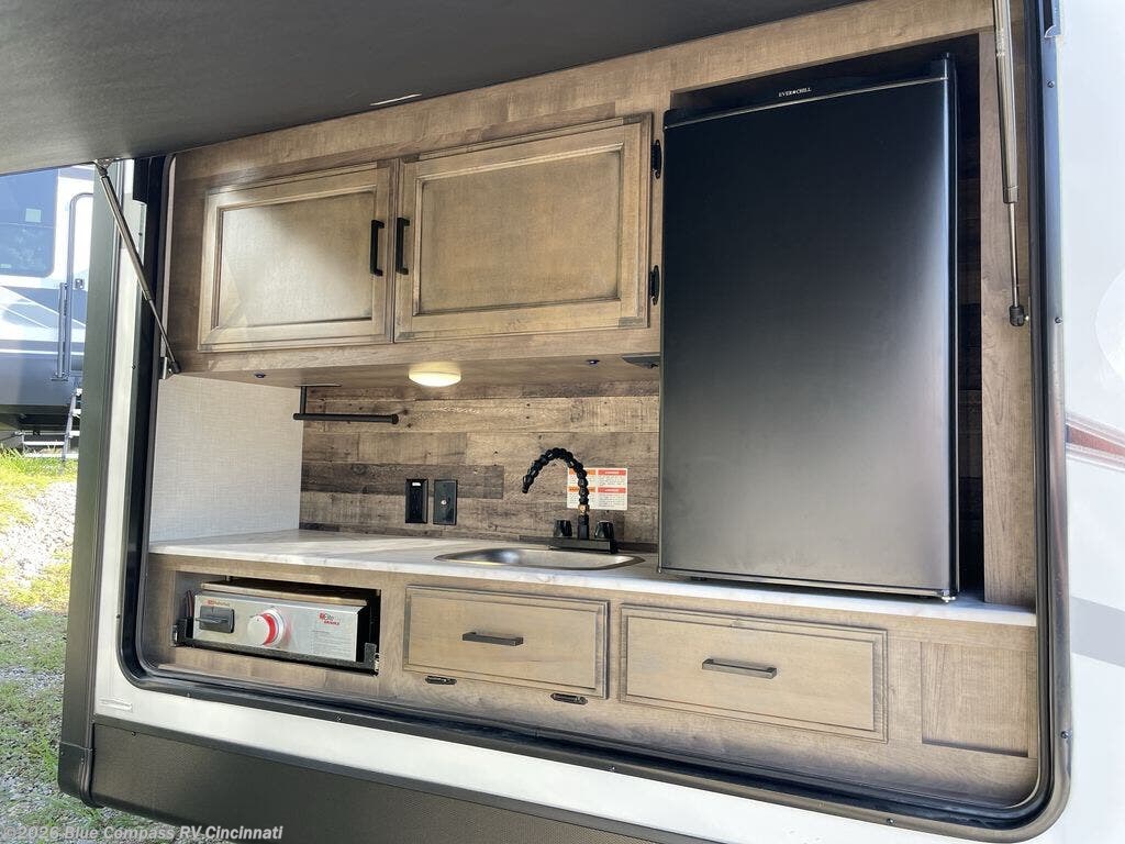 2023 SportTrek Touring Edition STT343VIK by Venture RV from Blue Compass RV Cincinnati in Cincinnati, Ohio