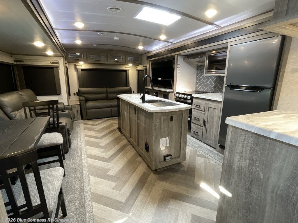 Used 2021 Forest River Wildwood Heritage Glen 308RL available in Cincinnati, Ohio