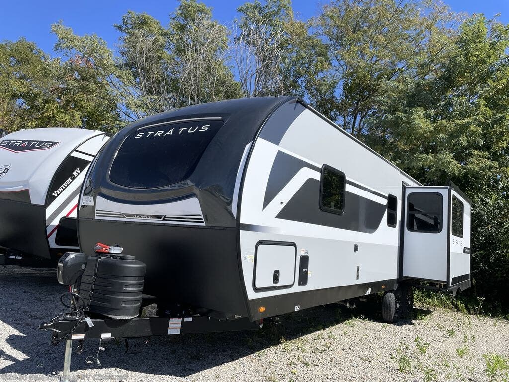New 2027 Venture RV Stratus 271VRK available in Cincinnati, Ohio