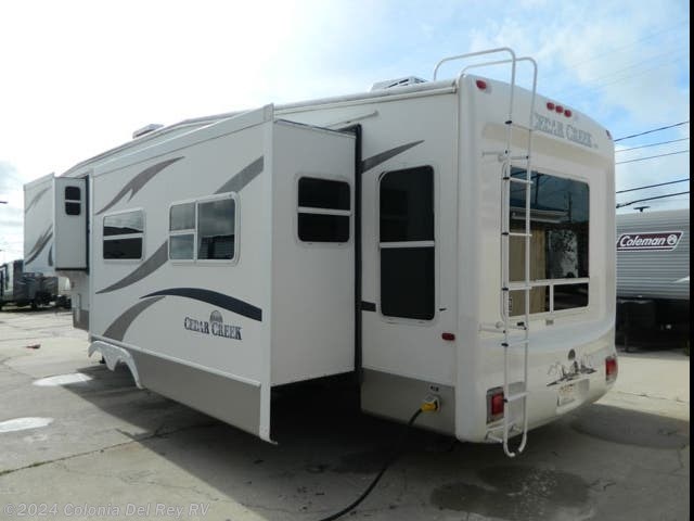 2004 Forest River Cedar Creek 36RLTS RV for Sale in Corpus Christi, TX ...