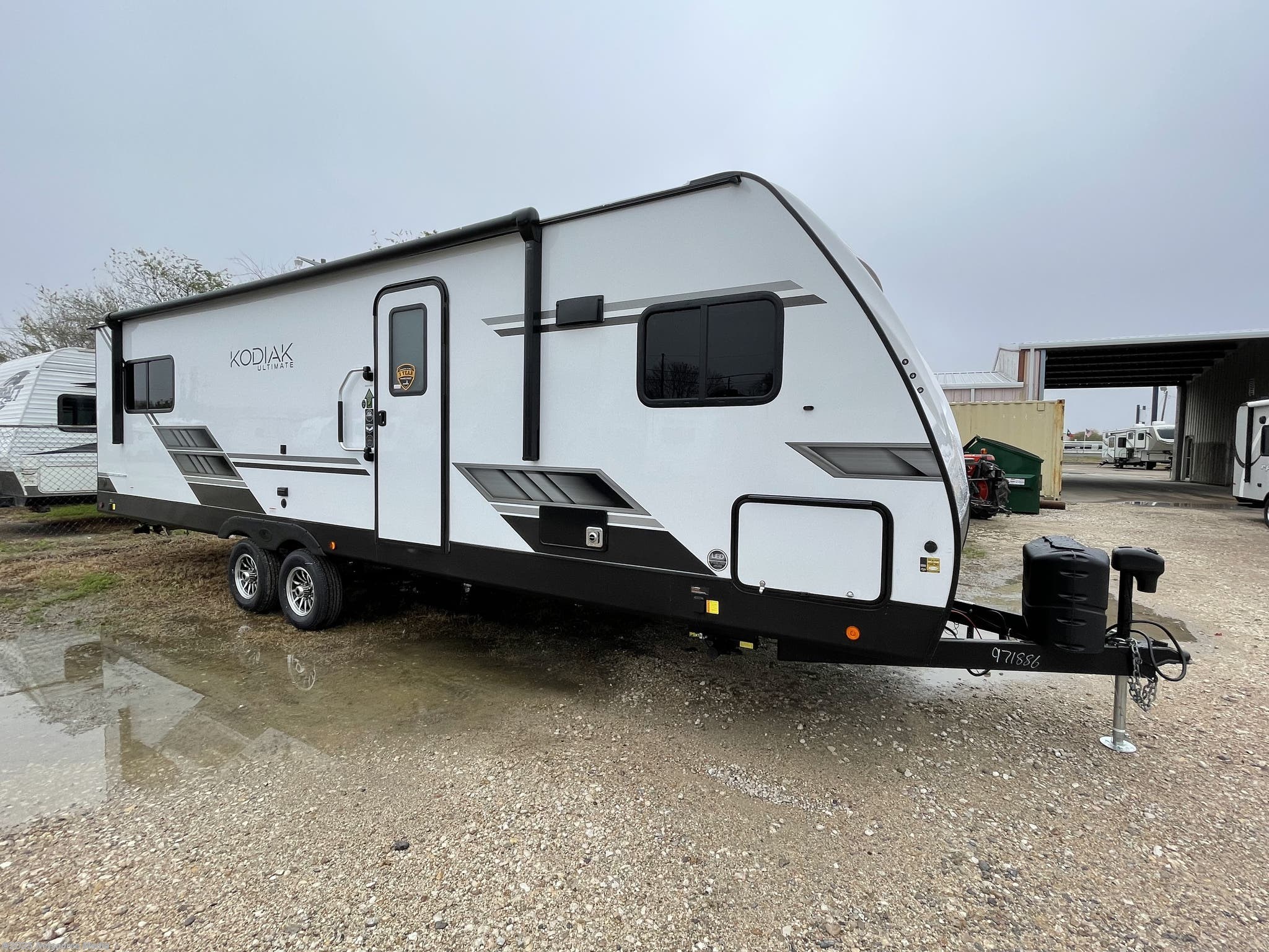2022 Dutchmen Kodiak Ultimate 2921FKDS RV for Sale in Corpus Christi