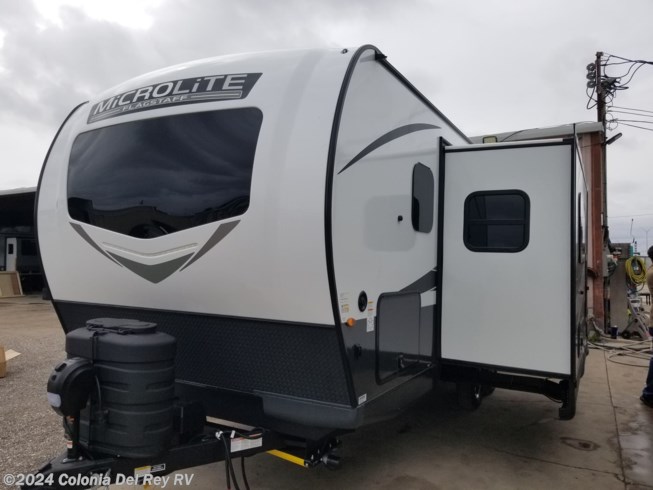 2024 Flagstaff Micro Lite 25DK by Forest River from Colonia Del Rey RV in Corpus Christi, Texas